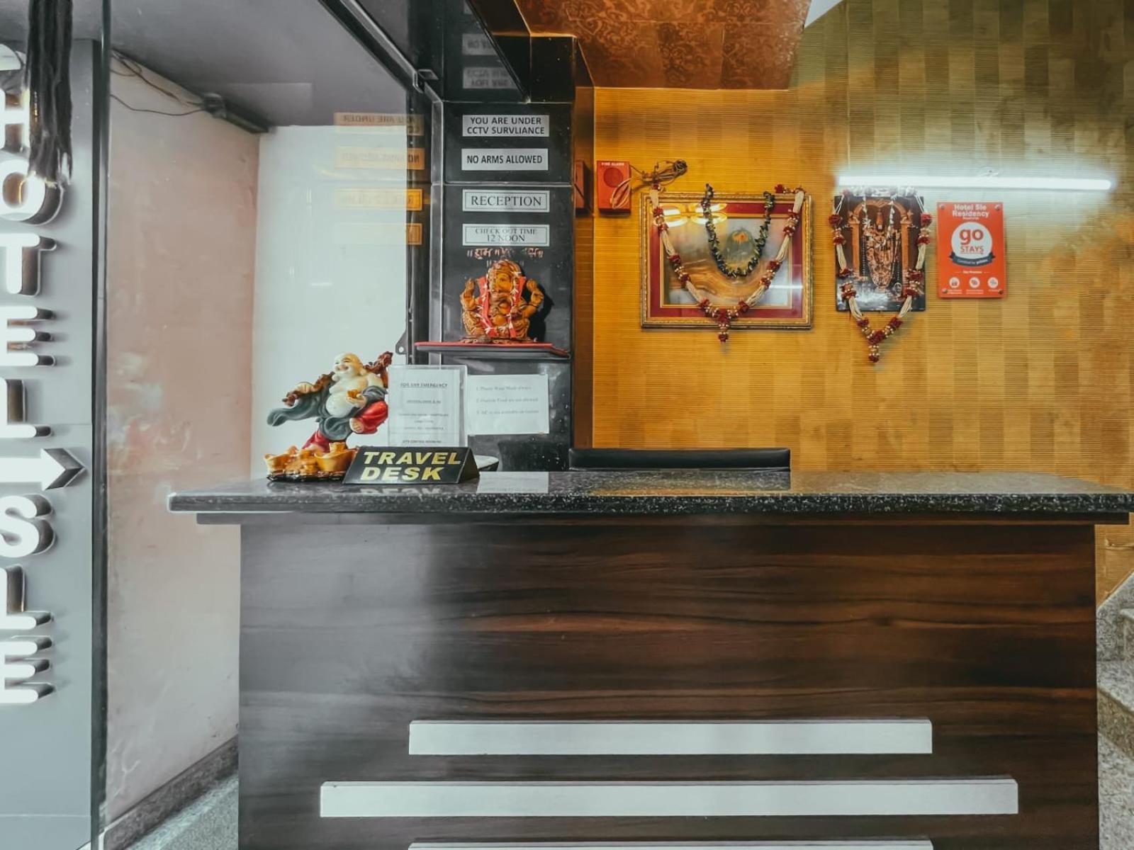 Hotel S L E Residency Benares Buitenkant foto